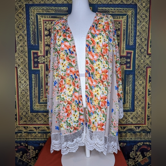 Umgee Floral Kimono With White Lace Trim  Size M/L - Picture 3 of 6